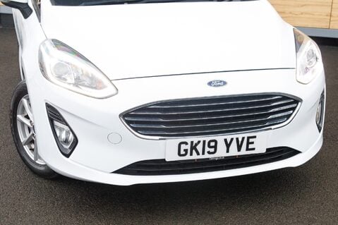 Ford Fiesta ZETEC 10