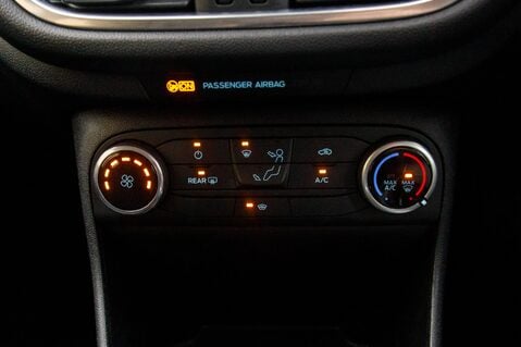 Ford Fiesta ZETEC 31