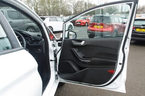 Ford Fiesta ZETEC 14