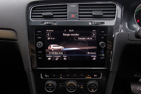 Volkswagen Golf E-GOLF 30