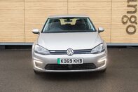 Volkswagen Golf E-GOLF 5