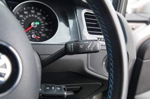 Volkswagen Golf E-GOLF 18