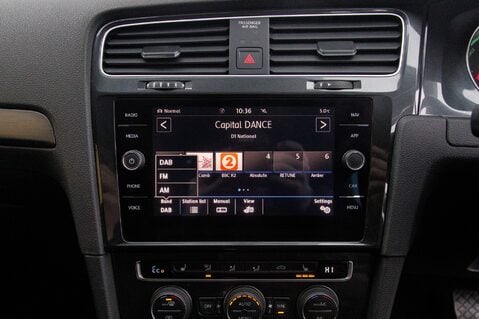 Volkswagen Golf E-GOLF 25