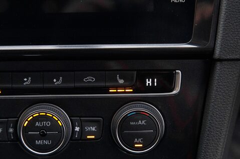 Volkswagen Golf E-GOLF 38