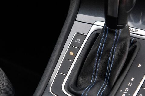 Volkswagen Golf E-GOLF 36