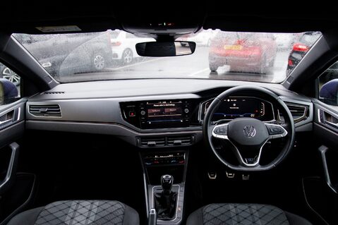 Volkswagen Polo R-LINE TSI 3