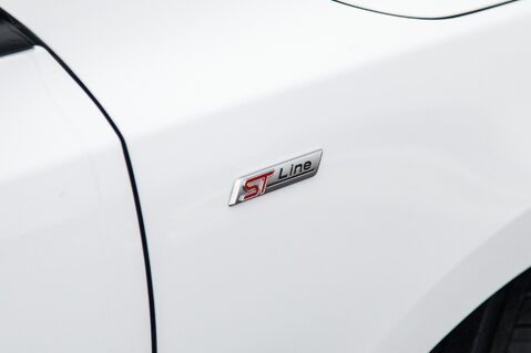 Ford Focus ST-LINE X EDITION MHEV 12