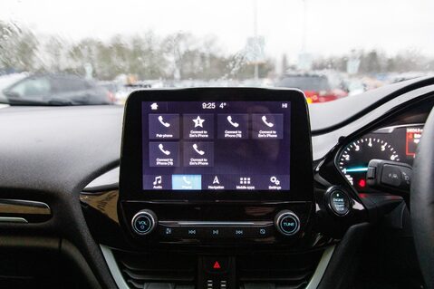 Ford Fiesta B AND O PLAY TITANIUM 25