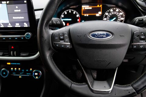 Ford Fiesta B AND O PLAY TITANIUM 20