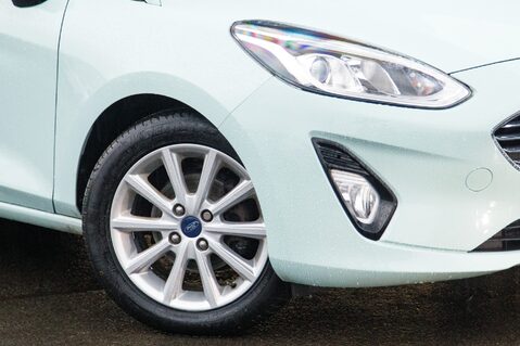 Ford Fiesta B AND O PLAY TITANIUM 11