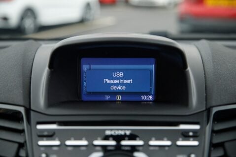 Ford Fiesta TITANIUM 29