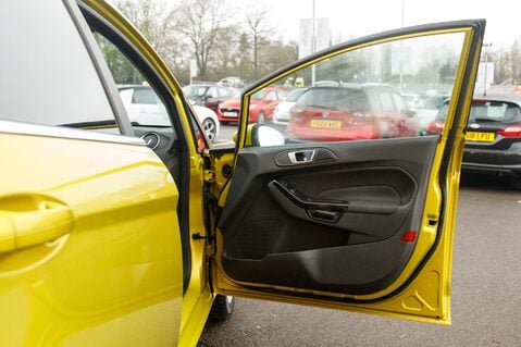 Ford Fiesta TITANIUM 14