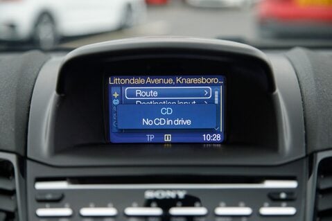 Ford Fiesta TITANIUM 26