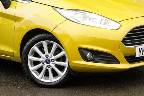 Ford Fiesta TITANIUM 10