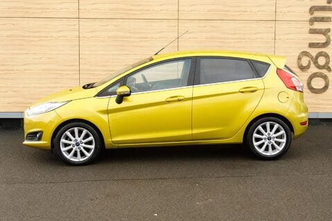 Ford Fiesta TITANIUM 13