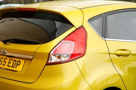 Ford Fiesta TITANIUM 9