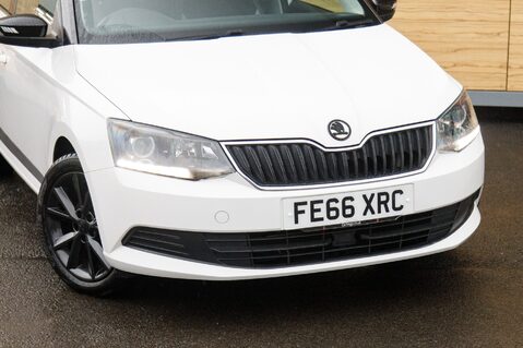 Skoda Fabia COLOUR EDITION TSI 10