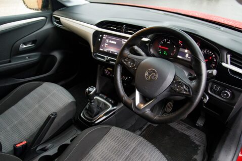 Vauxhall Corsa SE PREMIUM 4
