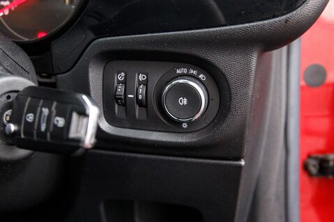 Vauxhall Corsa SE PREMIUM 16