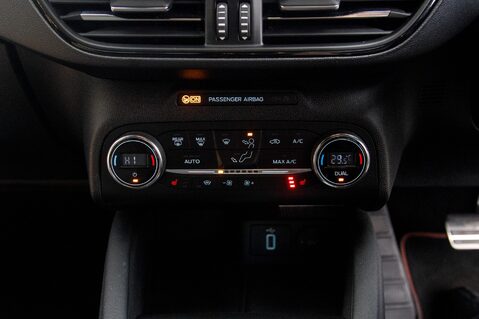 Ford Focus ST-LINE X TDCI 33