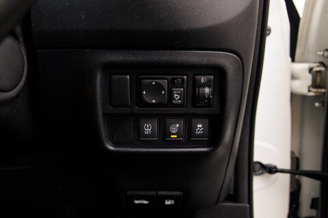 Nissan Juke TEKNA XTRONIC 15