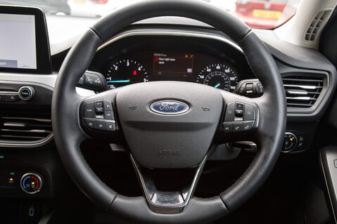 Ford Focus ZETEC TDCI 20