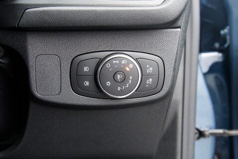 Ford Focus ST-LINE VIGNALE MHEV 16