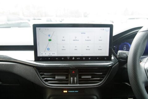 Ford Focus ST-LINE VIGNALE MHEV 26