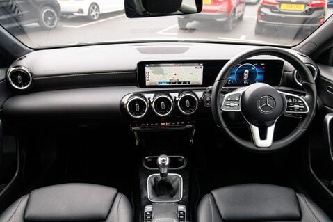 Mercedes-Benz A Class A 180 SPORT EXECUTIVE 3