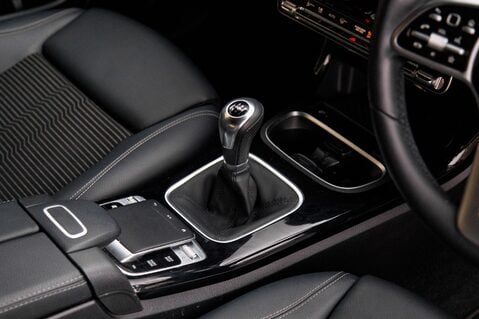 Mercedes-Benz A Class A 180 SPORT EXECUTIVE 36