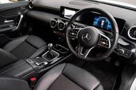 Mercedes-Benz A Class A 180 SPORT EXECUTIVE 4