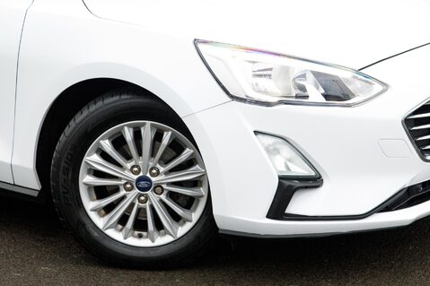 Ford Focus TITANIUM 11