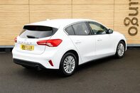 Ford Focus TITANIUM 2
