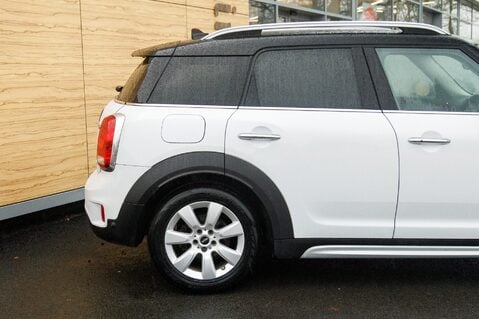 Mini Countryman COOPER CLASSIC 7