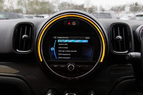 Mini Countryman COOPER CLASSIC 23