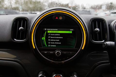 Mini Countryman COOPER CLASSIC 25