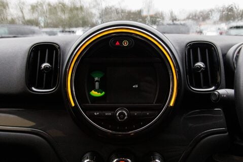 Mini Countryman COOPER CLASSIC 27