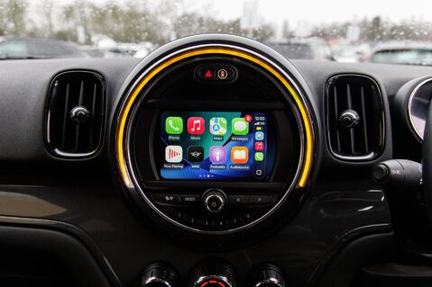 Mini Countryman COOPER CLASSIC 28