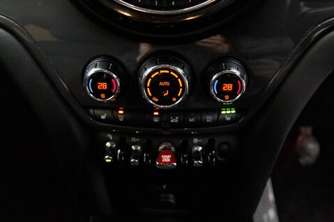 Mini Countryman COOPER CLASSIC 31