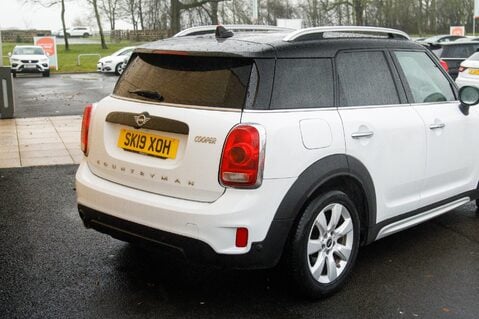 Mini Countryman COOPER CLASSIC 8