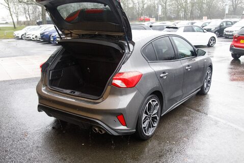 Ford Focus ST-LINE X 34