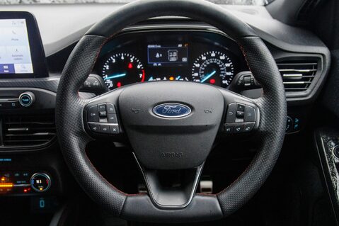 Ford Focus ST-LINE X 20