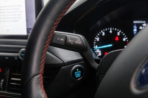 Ford Focus ST-LINE X 16