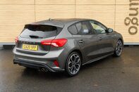 Ford Focus ST-LINE X 2