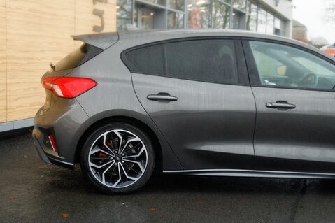 Ford Focus ST-LINE X 7