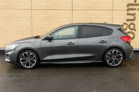 Ford Focus ST-LINE X 13