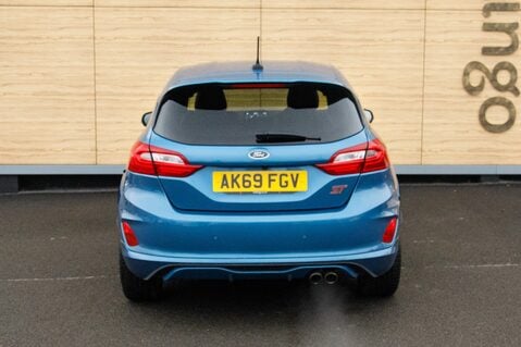 Ford Fiesta ST-3 6