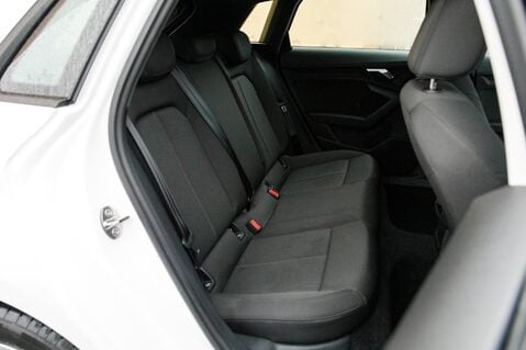 Audi A3 SPORTBACK TFSI TECHNIK 34