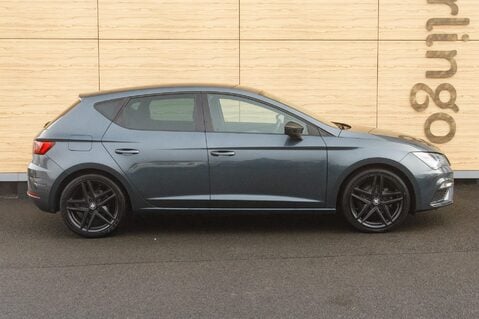 SEAT Leon TSI EVO FR BLACK EDITION 12