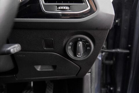 SEAT Leon TSI EVO FR BLACK EDITION 15